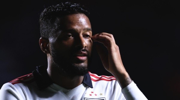 Reinaldo tem contrato com o São Paulo até dezembro (Foto: Ettore Chiereguini/AGIF)