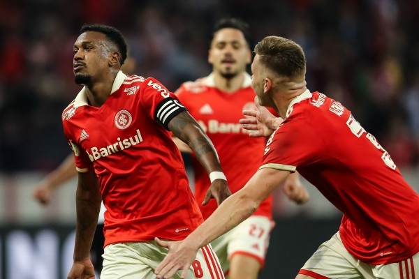 Foto: Pedro H. Tesch/AGIF – Edenílson