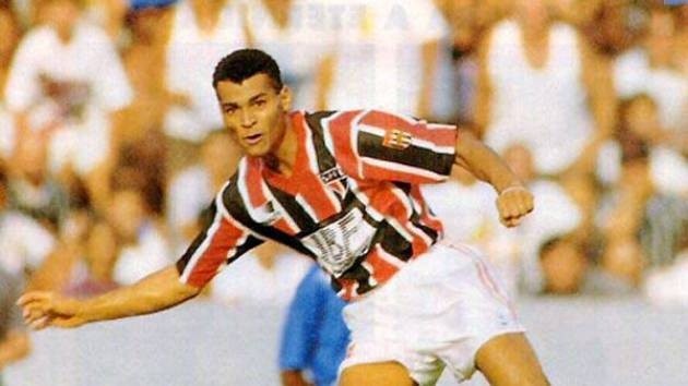 Acervo/São Paulo FC. Futuro capitão do pentacampeonato, Cafu foi revelado na Copinha de 1988