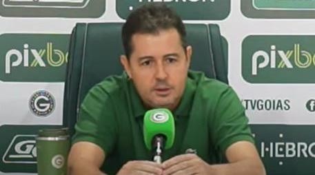 Foto: Reprodução/Youtube - O presidente do Goiás, Paulo Rogério, pretende aumentar a folha salarial do clube