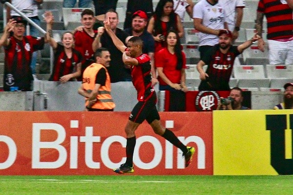 Agif/Gabriel Machado – Erick marca golaço