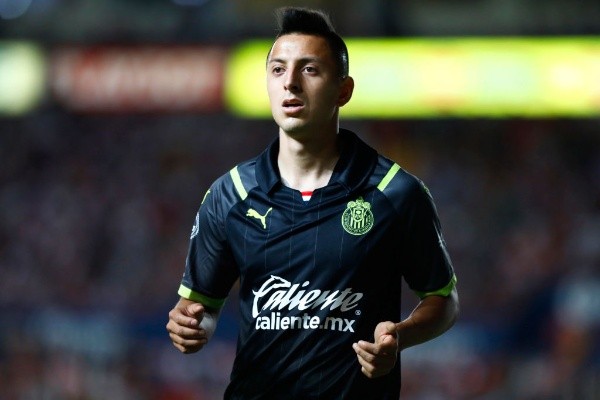 Leopoldo Smith/Getty Images – Roberto Alvarado