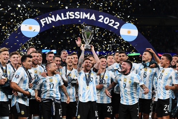Photo by Claudio Villa/Getty Images - Argentina bate Itália na Finalissima em 2022