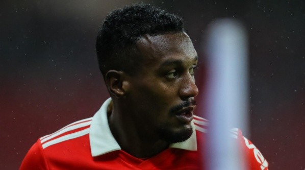 RS - Porto Alegre - 17/05/2022 - COPA SUL-AMERICANA 2022, INTERNACIONAL X INDEPENDIENTE MEDELLIN - Edenilson jogador do Internacional durante partida contra o Independiente Medellin no estadio Beira-Rio pelo campeonato Copa Sul-Americana 2022. Foto: Pedro H. Tesch/AGIF