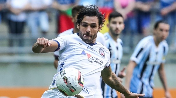 Goulart fica no Bahia até 2023 - Foto: Pedro H. Tesch/AGIF