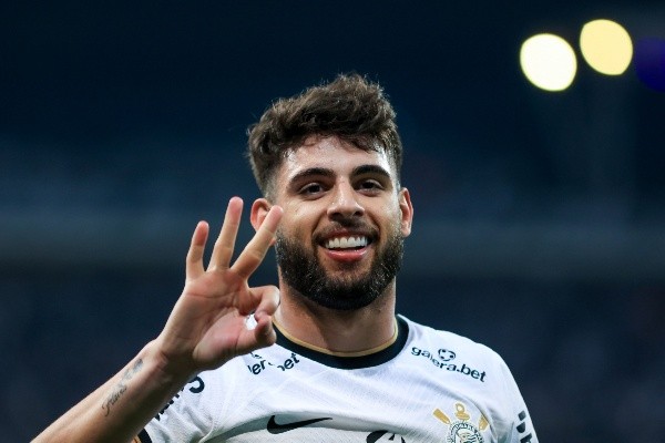 Corinthians tenta permanência de Yuri Alberto (Foto: Marcello Zambrana/AGIF)