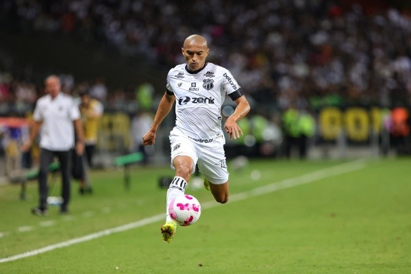 Gilson Junio/AGIF/ 'Não seguirá no Clube'; Gustavo Morínigo tem baixa no elenco para a temporada 2023. 