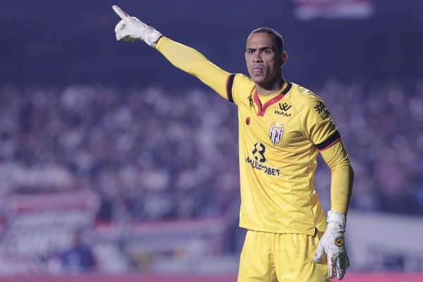 Foto: Ettore Chiereguini/AGIF – Renan pode ser goleiro do Sport em 2023