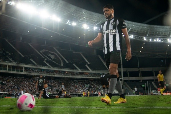 Foto:Jorge Rodrigues/AGIF – Daniel Borges também não viaja para Londres