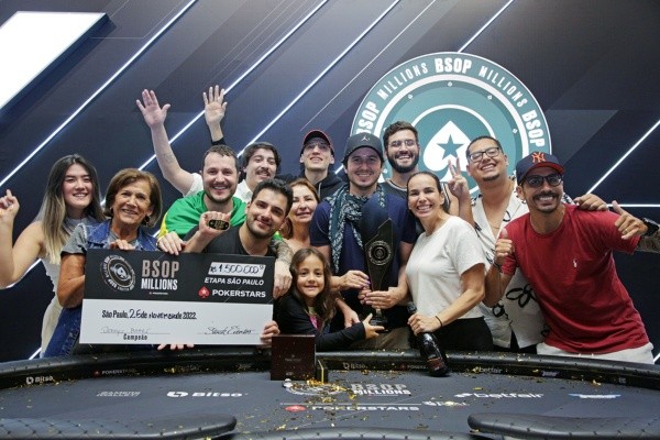 A festa do campeão (Foto: Divulgação/BSOP)