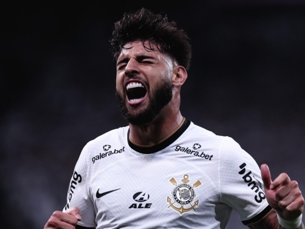 Zenit quer Yuri Alberto de volta - Foto: Ettore Chiereguini/AGIF