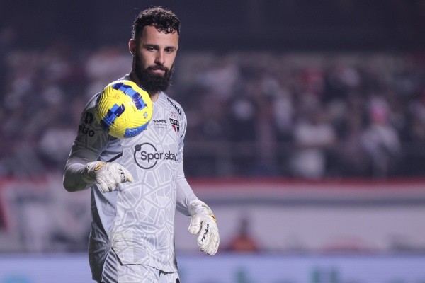 SP - Sao Paulo - 24/08/2022 - COPA DO BRASIL 2022, SAO PAULO X FLAMENGO - Jandrei goleiro do Sao Paulo durante partida contra o Flamengo no estadio Morumbi pelo campeonato Copa do Brasil 2022. Foto: Ettore Chiereguini/AGIF