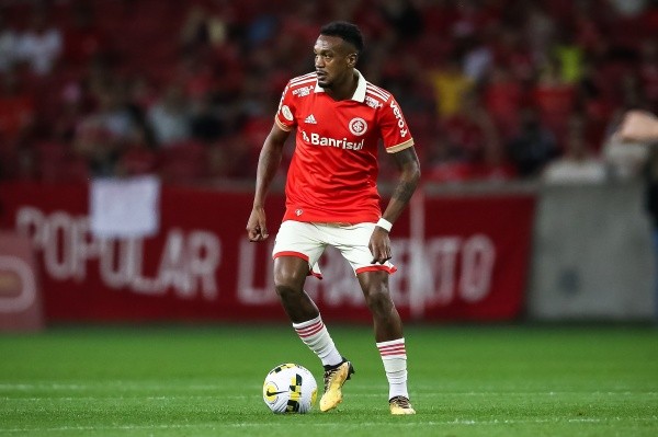 Foto: Pedro H. Tesch/AGIF – Edenílson