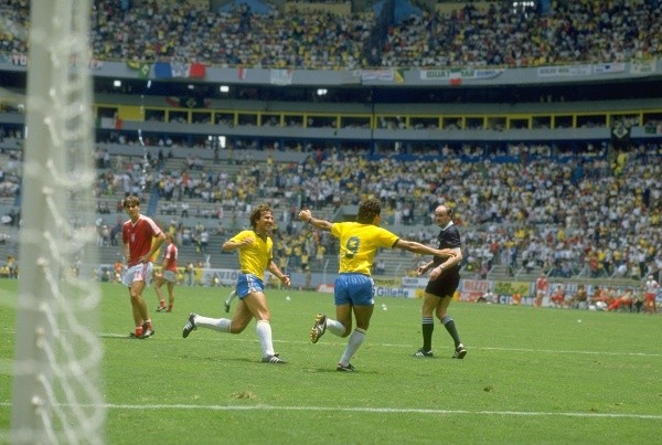 Credit: Allsport UK /Allsport - Seleção Brasileira na Copa de 1986, quando bateu a Polônia nas oitavas de final