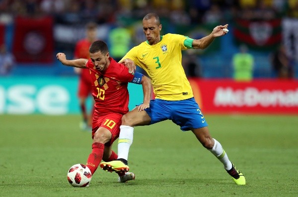 Photo by Catherine Ivill/Getty Images - Renato Augusto perdeu uma clara chance no final e o Brasil foi derrotado por 2 x 1