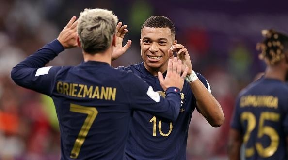 Foto:  Ryan Pierse/Getty Images - Griezmann e Mbappé vem se destacando na Copa do Mundo
