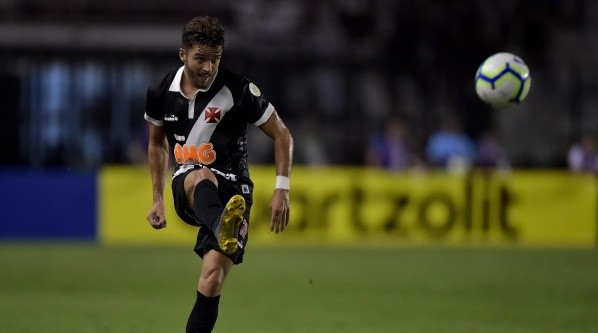 Winck ainda passou pelo Vasco - Foto: Thiago Ribeiro/AGIF