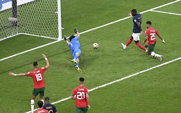 Ercin Erturk/Anadolu Agency via Getty Images – Gol da França em cima do Marrocos