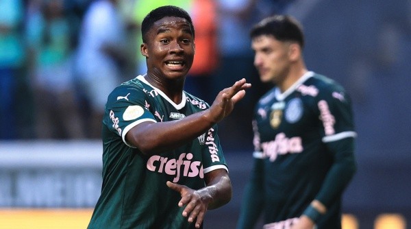 SP - Sao Paulo - 16/10/2022 - BRASILEIRO A 2022, PALMEIRAS X SAO PAULO - Endrick jogador do Palmeiras durante partida contra o Sao Paulo no estadio Arena Allianz Parque pelo campeonato Brasileiro A 2022. Foto: Ettore Chiereguini/AGIF SP - Sao Paulo - 16/10/2022 - BRASILEIRO A 2022, PALMEIRAS X SAO PAULO - Endrick jogador do Palmeiras durante partida contra o Sao Paulo no estadio Arena Allianz Parque pelo campeonato Brasileiro A 2022. Foto: Ettore Chiereguini/AGIF
