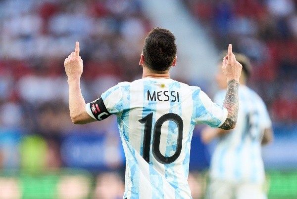 Photo by Juan Manuel Serrano Arce/Getty Images - Comandada por Messi, Argentina chega forte para decisão da Copa do Mundo