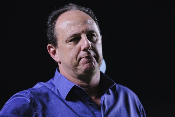 SP - Sao Paulo - 08/11/2022 - BRASILEIRO A 2022, SAO PAULO X INTERNACIONAL - Rogerio Ceni tecnico do Sao Paulo durante partida contra o Internacional no estadio Morumbi pelo campeonato Brasileiro A 2022. Foto: Ettore Chiereguini/AGIF
