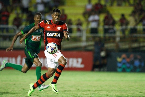 Agif/Luciano Belford – Berrío chegou no início de 2017