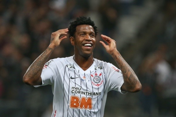 SP - Sao Paulo - 10/10/2019 - Brasileiro A 2019, Corinthians x Athletico PR - Gil jogador do Corinthians comemora seu gol durante partida contra o Athletico-PR no estadio Arena Corinthians pelo campeonato Brasileiro A 2019. Foto: Marcello Zambrana/AGIF