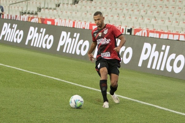 Foto: Robson Mafra/AGIF