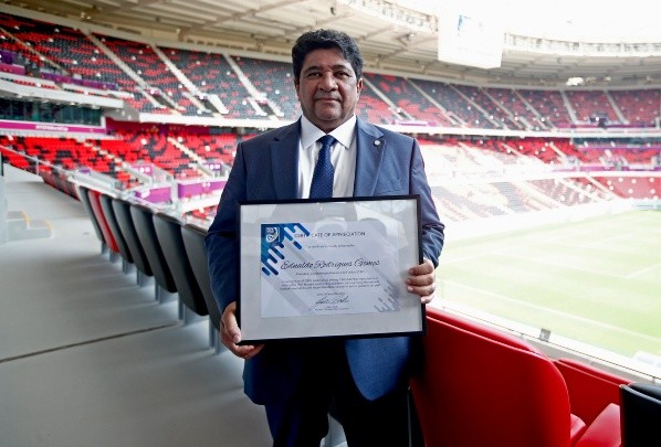 Foto: Rafael Ribeiro / CBF | Ednaldo Rodrigues recebeu homenagem na Conferência Internacional do FIFA Master Alumni 