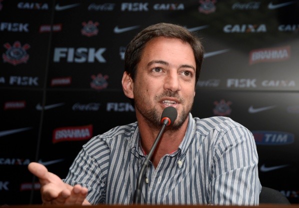 O diretor de futebol Duilio Monteiro Alves durante coletiva de imprensa realizado no CT Joaquim Grava em 03 de Janeiro, 2013. Foto: Mauro Horita/AGIF