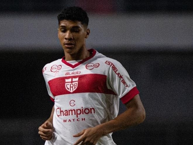 Foto: Reprodução/Francisco Cedrim/Ascom CRB – David Braw atuando pelo CRB