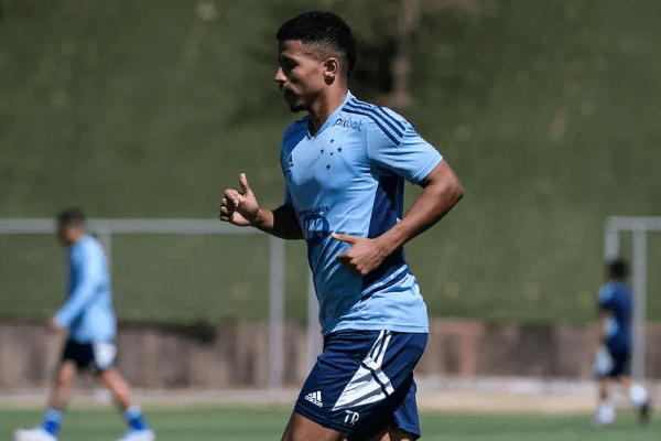Cipriano deve se titular em 2023 - Foto: Site oficial do Cruzeiro