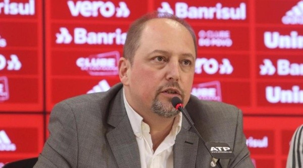 Foto: Reprodução/Internacional – Alexandre Barcellos foi alvo de críticas de Taison