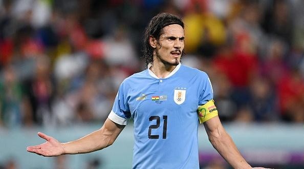 Foto: Clive Mason/Getty Images - Cavani chegou perto de ser jogador do Grêmio, em 2020