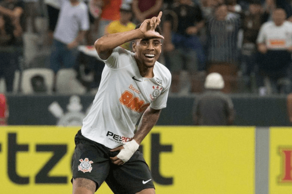 Gustagol com a camisa do Corinthians - Foto: Daniel Augusto Jr./Agência Corinthians