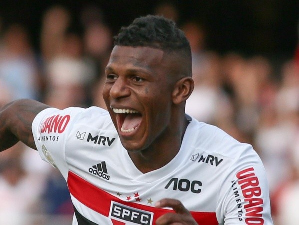 Arboleda deve ganhar descanso - Foto: Marcello Zambrana/AGIF