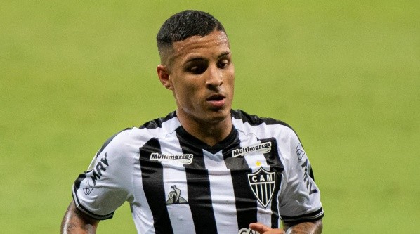 Arana também se recupera de contusão - Foto: Alessandra Torres/AGIF Arana também se recupera de contusão - Foto: Alessandra Torres/AGIF