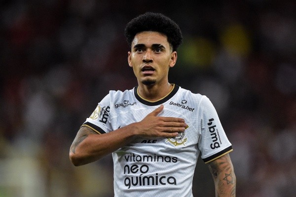 Corinthians negociou 90% de Du Queiroz com o Zenit - Foto: Thiago Ribeiro/AGIF