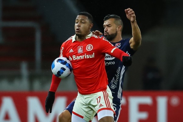 David será anunciado pelo São Paulo - Foto: Pedro H. Tesch/AGIF