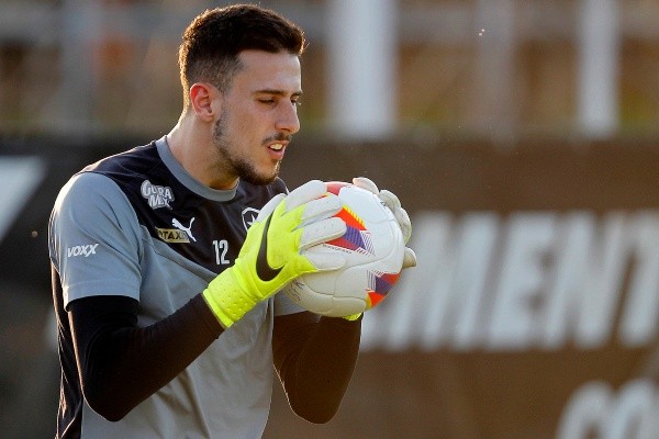 Foto: Vitor Silva / SSPress – Helton Leite trocou o Benfica pela Turquia em 2023