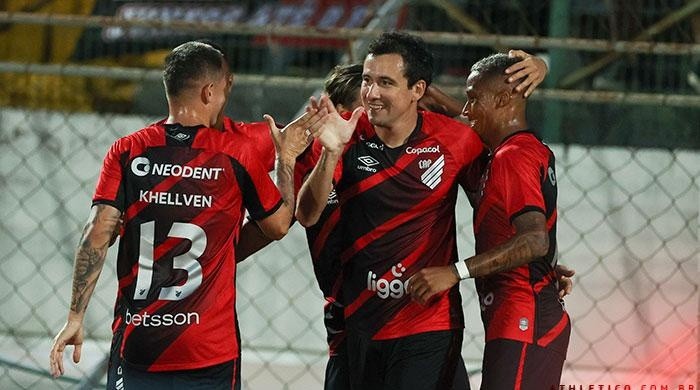 Foto: José Tramontin/athletico.com.br/Divulgação - O Furacão segue com 100% de aproveitamento no Estadual Foto: José Tramontin/athletico.com.br/Divulgação - O Furacão segue com 100% de aproveitamento no Estadual