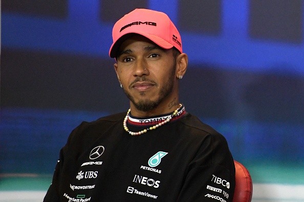 Hamilton é o 3º maior salário do grid. Créditos: Rudy Carezzevoli/Getty Images
