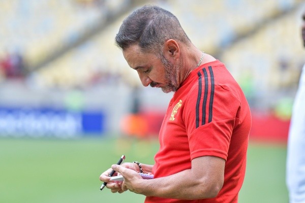 Agif/Thiago Ribeiro – Vítor Pereira deve levar um time misto contra o Bangu