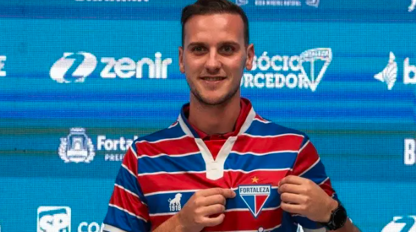 Foto: Leonardo Moreira/FEC - Pochettino pode estrear contra o Sergipe Foto: Leonardo Moreira/FEC - Pochettino pode estrear contra o Sergipe