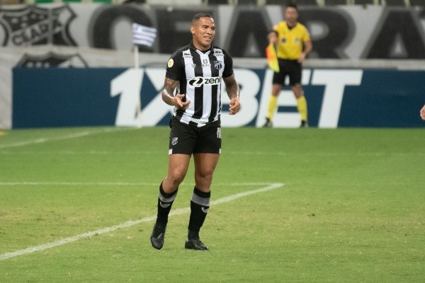 Foto:Kely Pereira/AGIF – Jael, o Cruel atuou no Ceará na última temporada