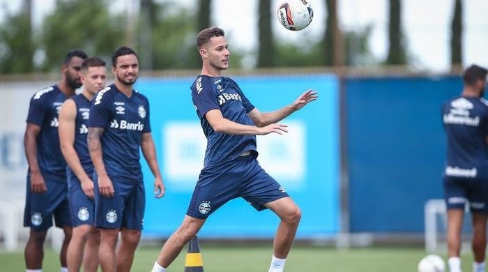 Foto: Lucas Uebel/Grêmio/Divulgação - Gustavinho: jovem se empolgou com convite de Renato