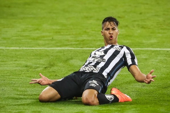 Kaio Jorge foi finalista da Copa Libertadores da América - Foto: Pedro H. Tesch/AGIF
