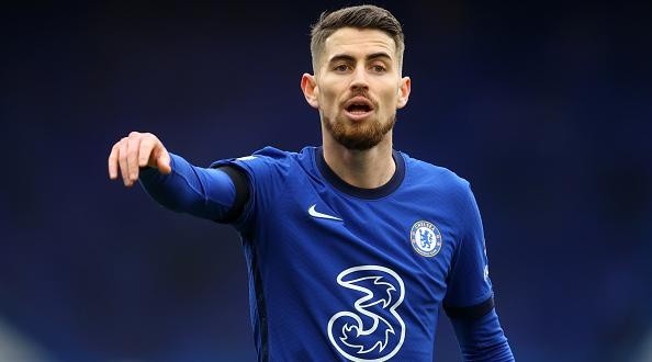 Foto: Julian Finney/Getty Images - Jorginho está trocando o Chelsea pelo Arsenal