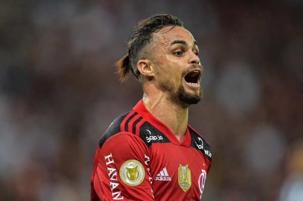 Michael pode retornar ao futebol brasileiro - Foto: Thiago Ribeiro/AGIF