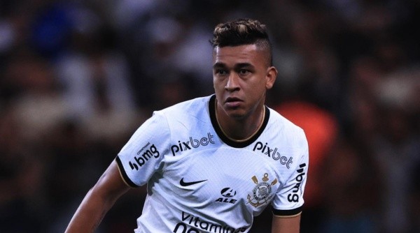 Cantillo com a camisa do Corinthians - Foto: Ettore Chiereguini/AGIF